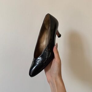 Vintage Forest Green Kitten Heeled Leather Pumps